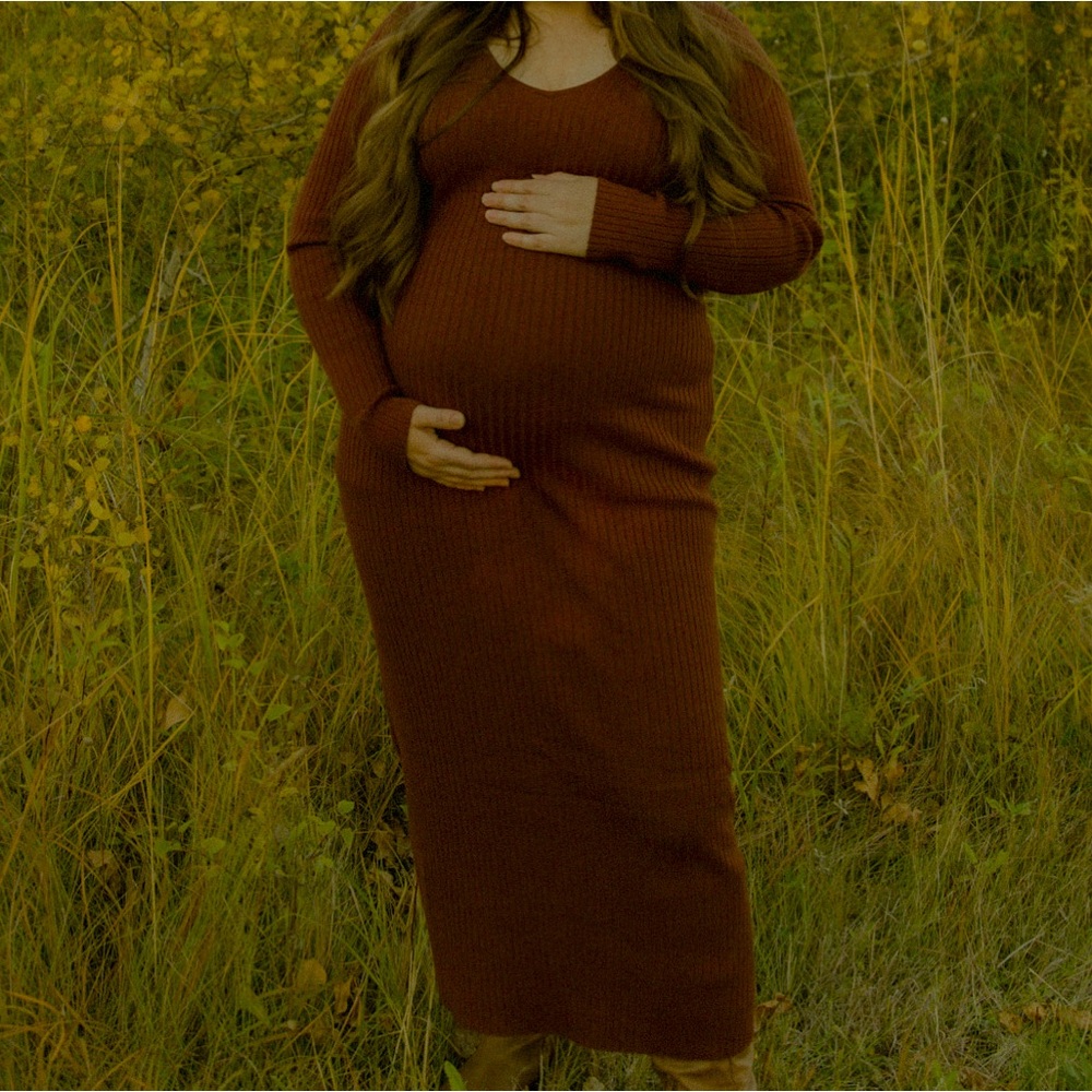 Long-Sleeve V-Neck Maxi Dress - Thyme Maternity (L) RW&Co w/ bonus shapewear